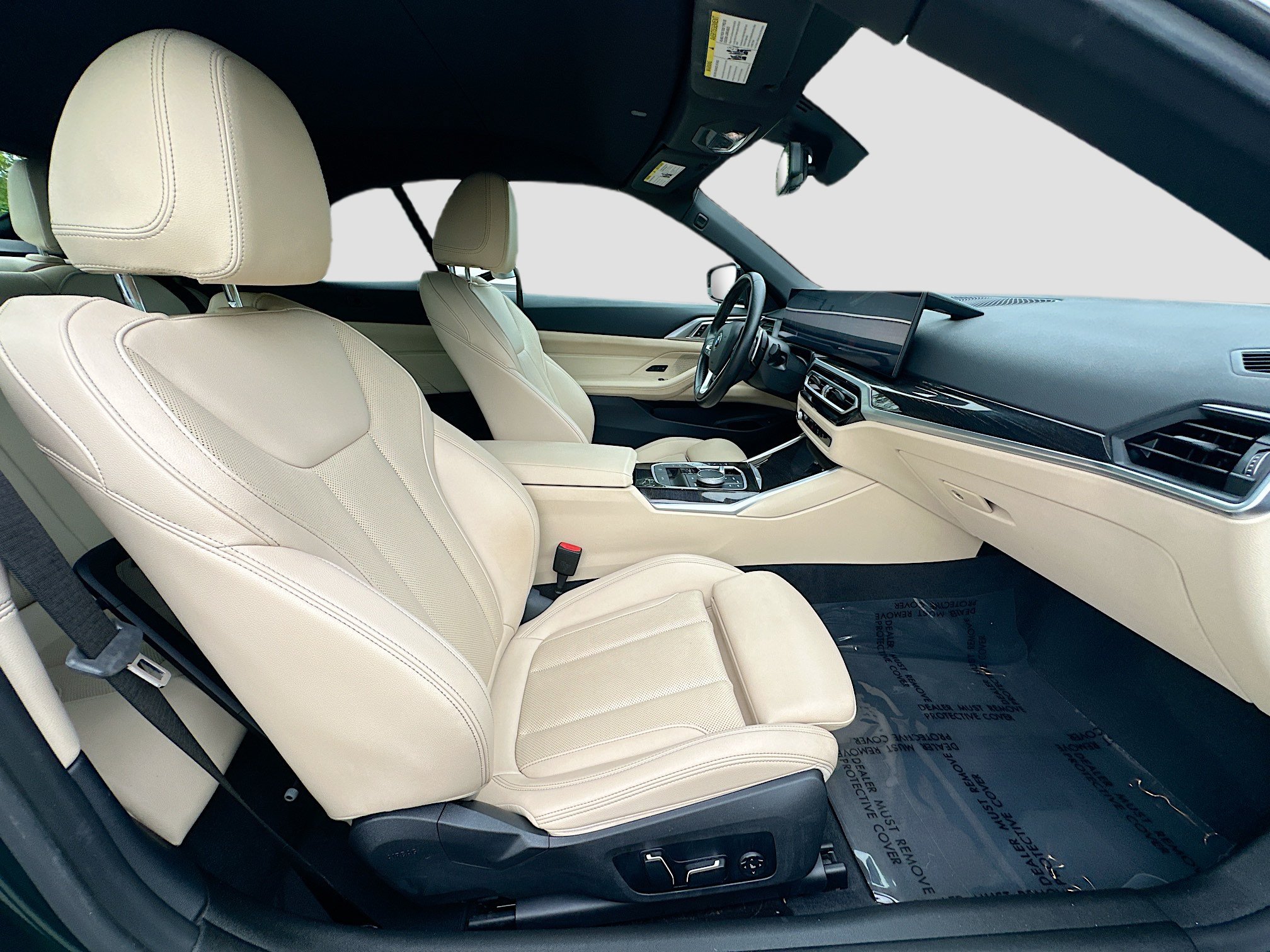 Used 2024 BMW 430i Convertible w/ Premium Package RWD image 25