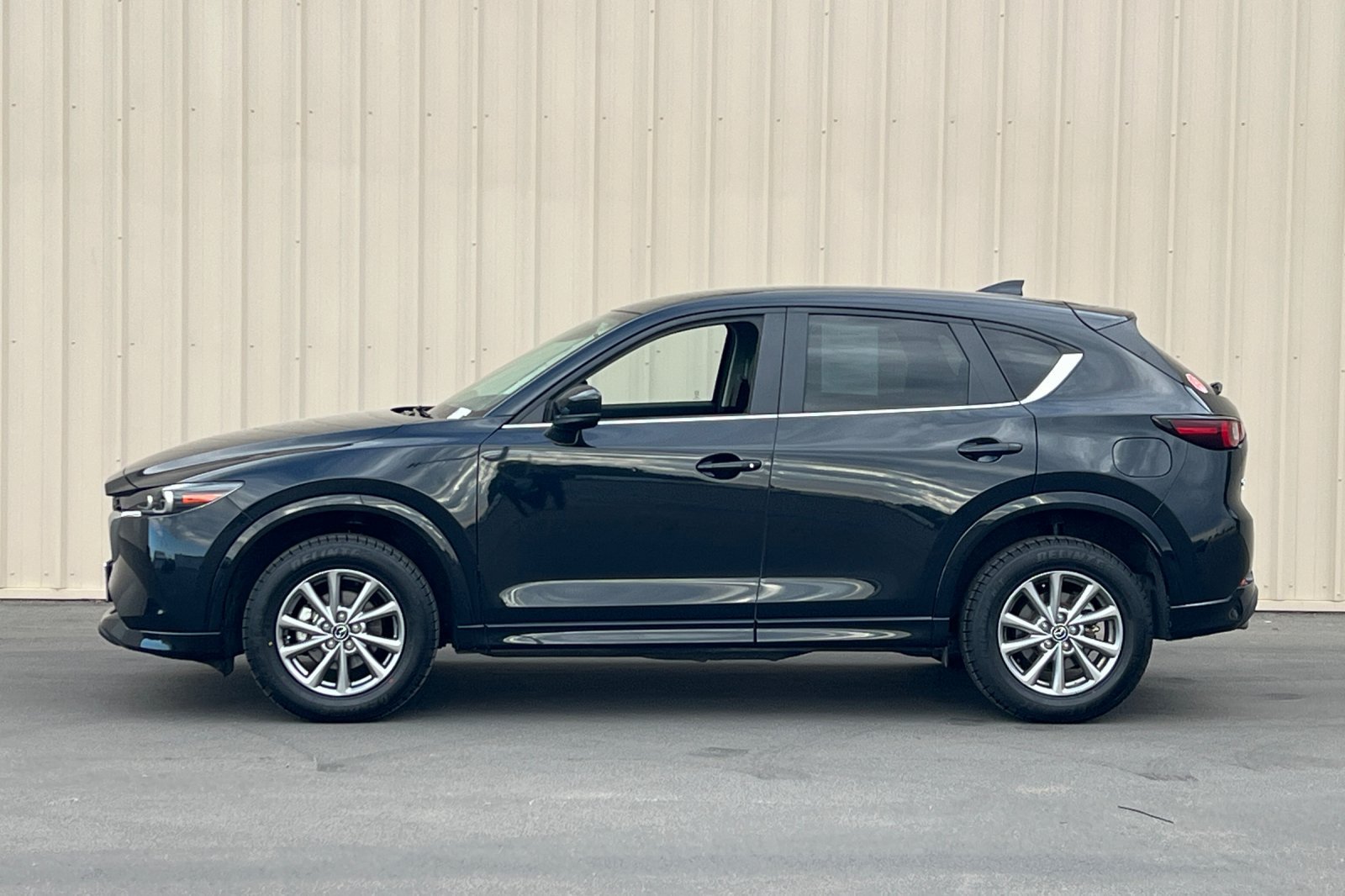 Used 2025 MAZDA CX-5 AWD 2.5 S w/ Select Package image 10