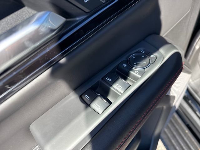 New 2026 GMC Yukon XL AT4 Ultimate image 11