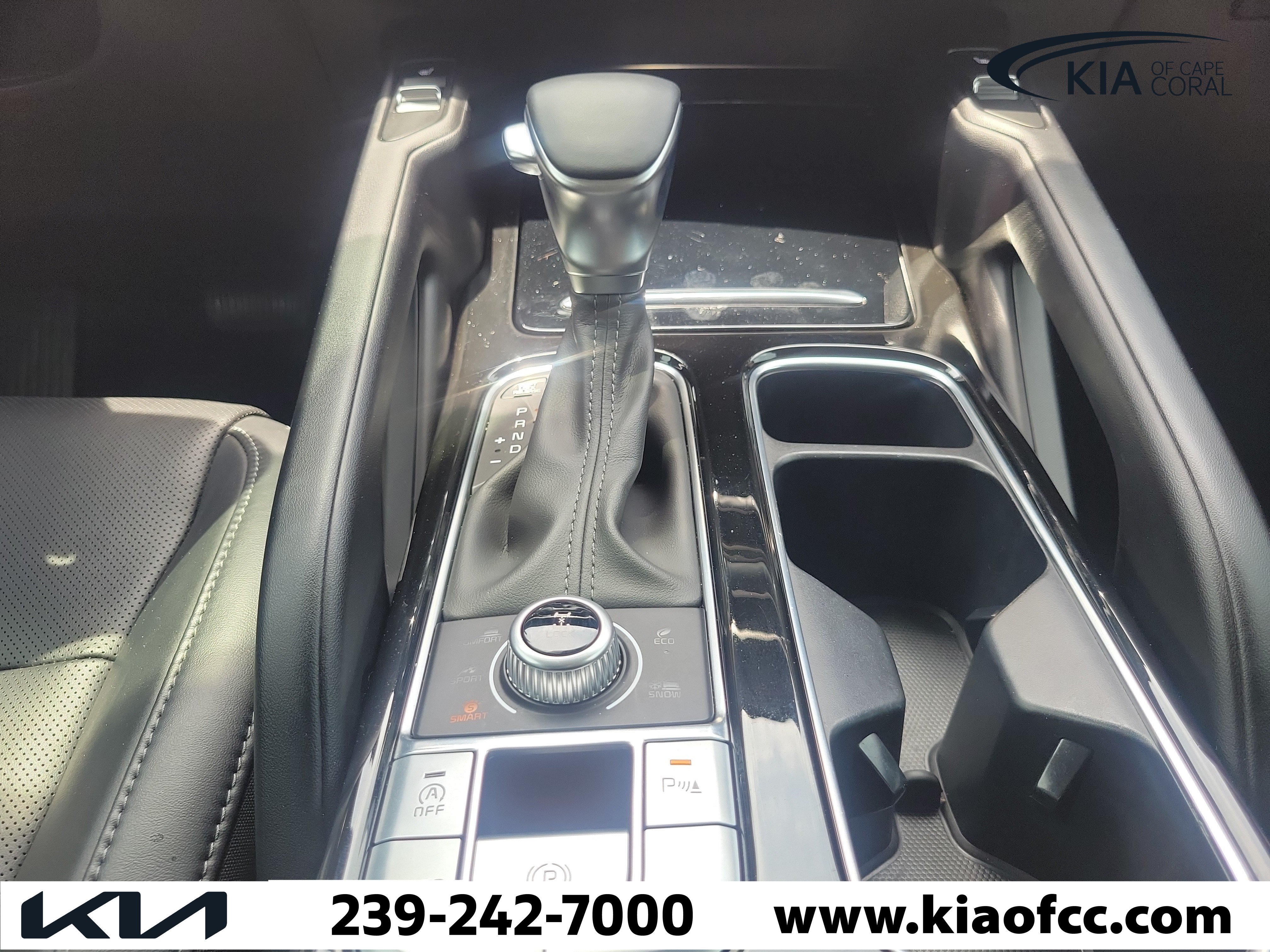 Certified 2024 Kia Telluride S w/ S Sunroof Package AWD/4WD image 24