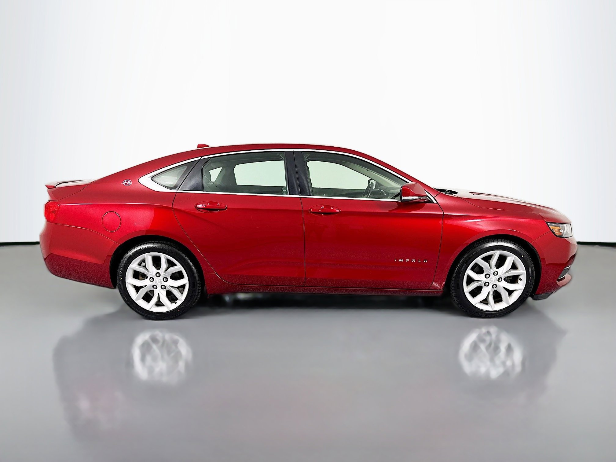 Used 2014 Chevrolet Impala LT FWD image 4