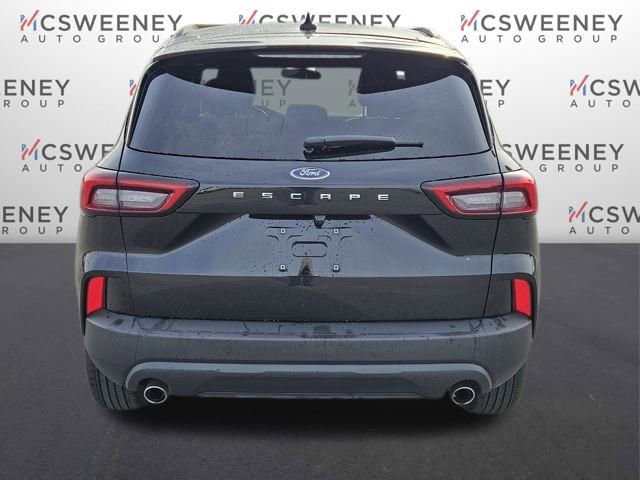 Used 2025 Ford Escape ST-Line image 4
