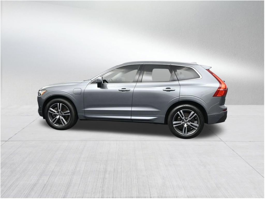 Used 2019 Volvo XC60 T8 Momentum w/ Premium Package AWD/4WD image 2