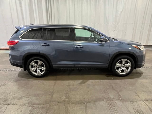Certified 2018 Toyota Highlander Limited AWD/4WD image 3