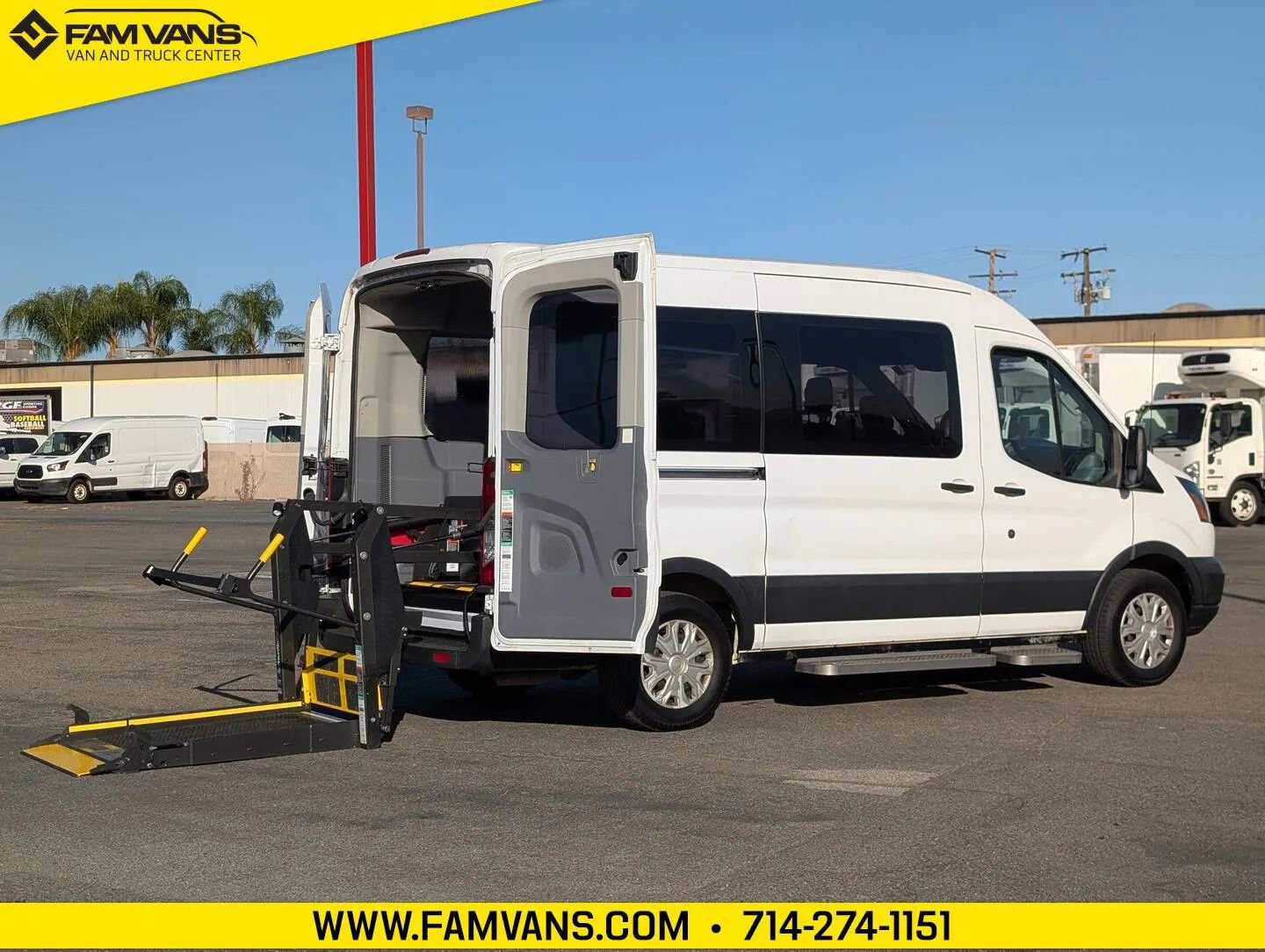 Used 2017 Ford Transit 150 XL RWD image 2