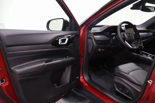 New 2026 Jeep Compass Limited w/ Sun, Sound & Navigation Group image 10