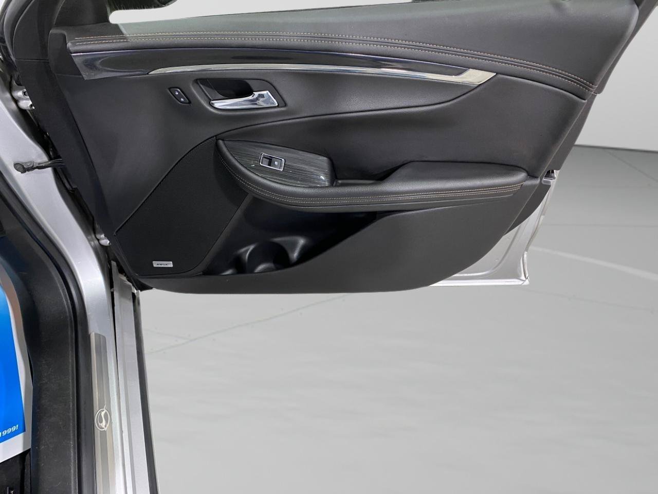 Used 2019 Chevrolet Impala Premier FWD image 29