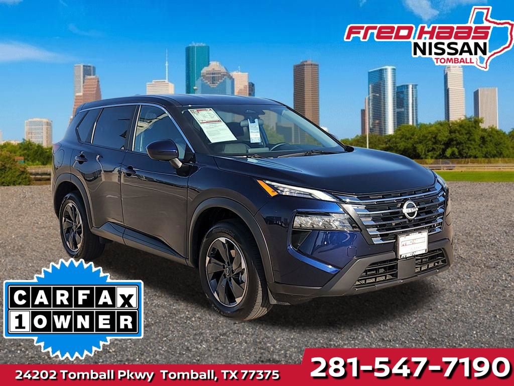 Used 2025 Nissan Rogue SV image 1