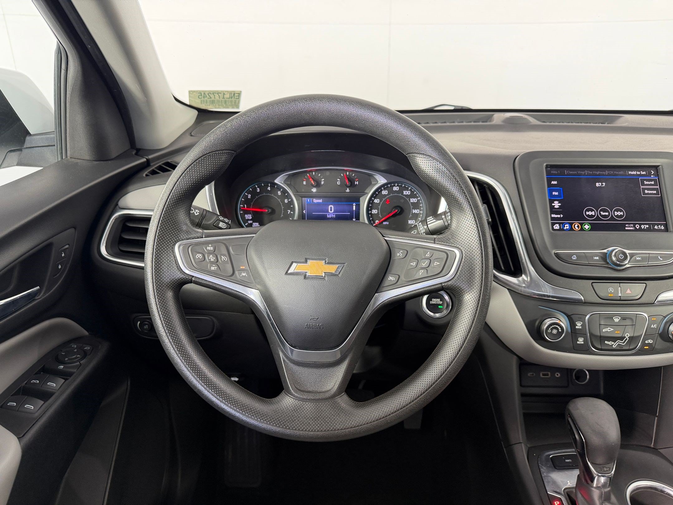 Used 2022 Chevrolet Equinox LT AWD/4WD image 29