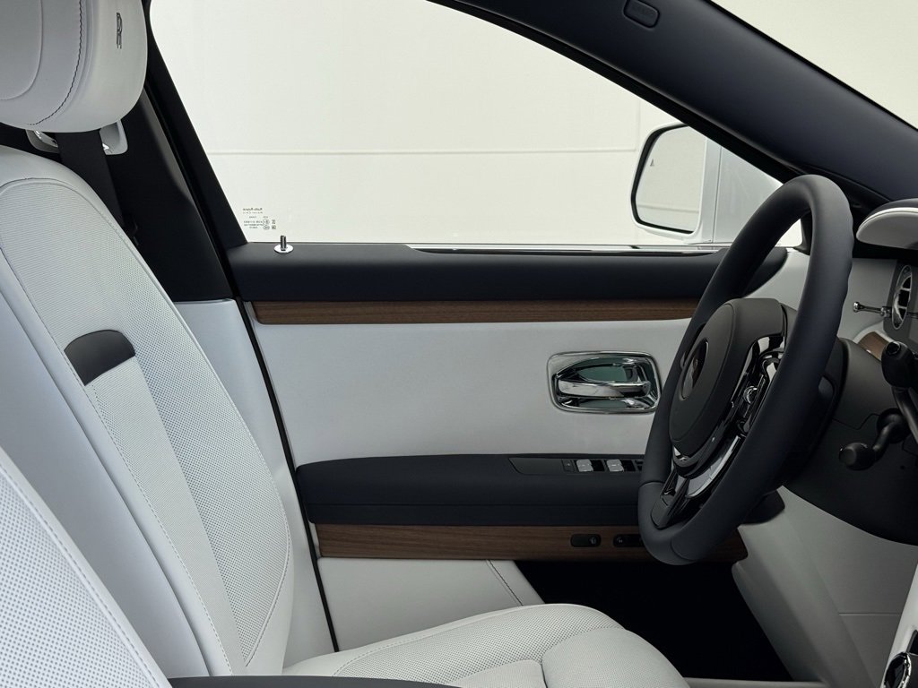 New 2025 Rolls-Royce Ghost image 51