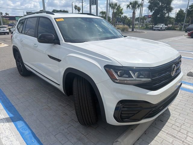 Used 2023 Volkswagen Atlas SEL R-Line AWD/4WD image 14