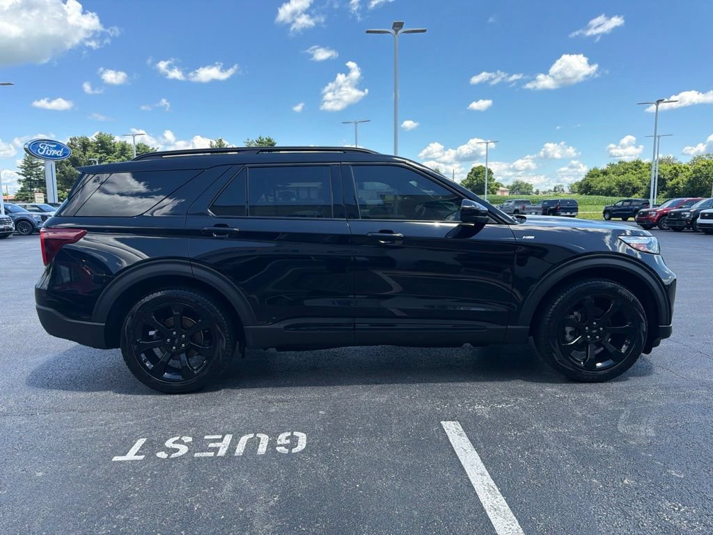 Used 2023 Ford Explorer ST-Line RWD image 6