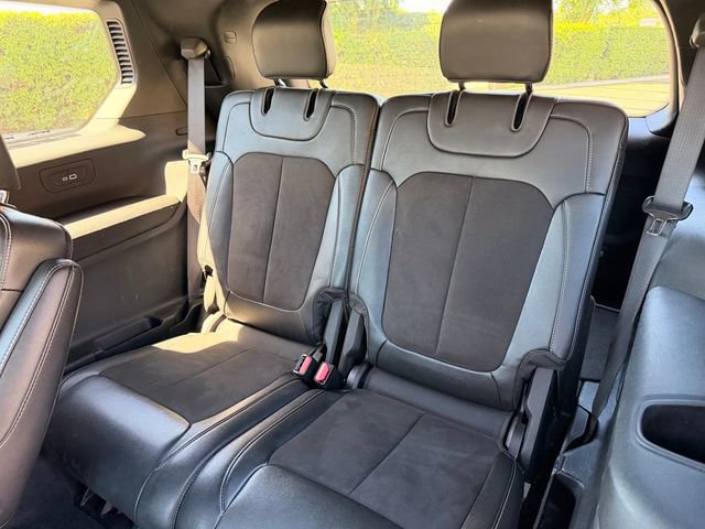 Used 2023 Jeep Grand Cherokee L Laredo AWD/4WD image 9