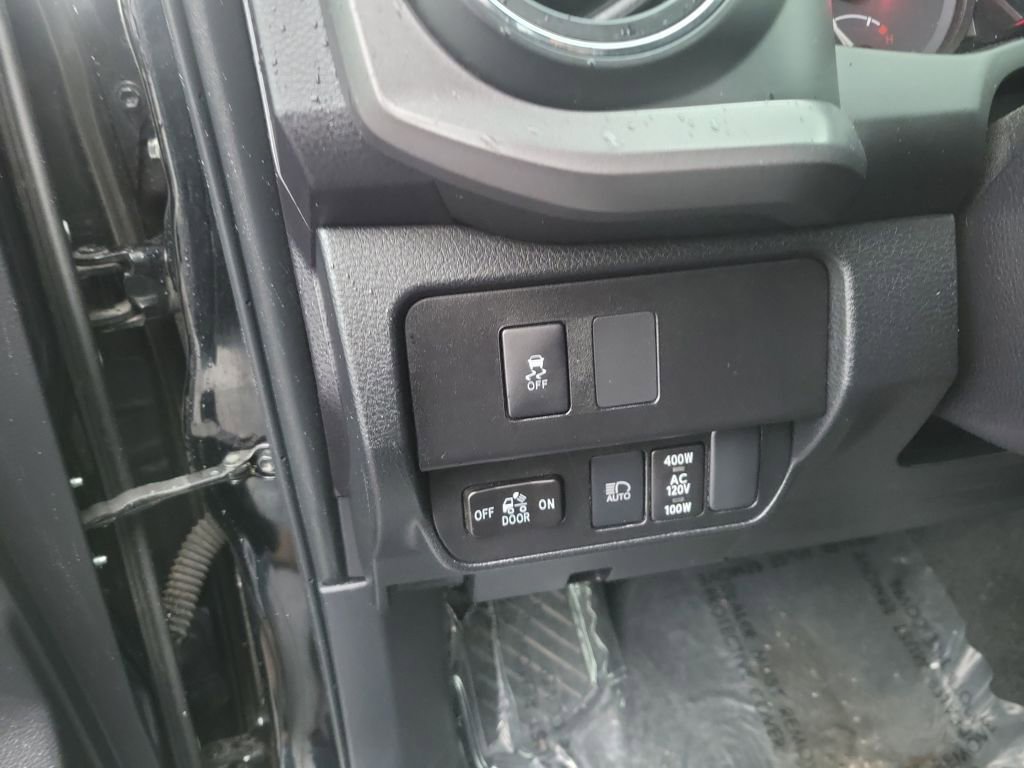 Used 2023 Toyota Tacoma TRD Off-Road w/ Technology Package image 22