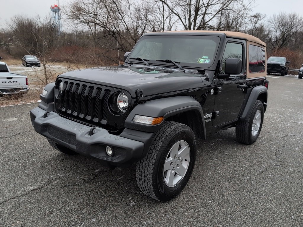 Used 2019 Jeep Wrangler Sport S image 3