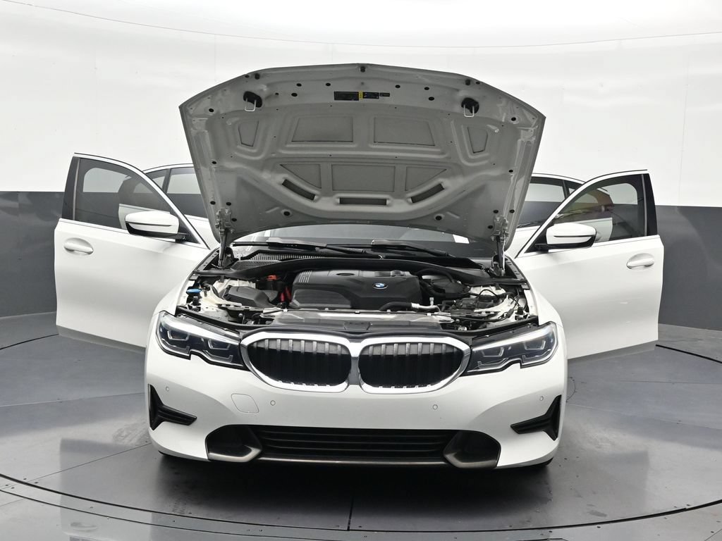 Used 2021 BMW 330i Sedan w/ Convenience Package RWD image 37