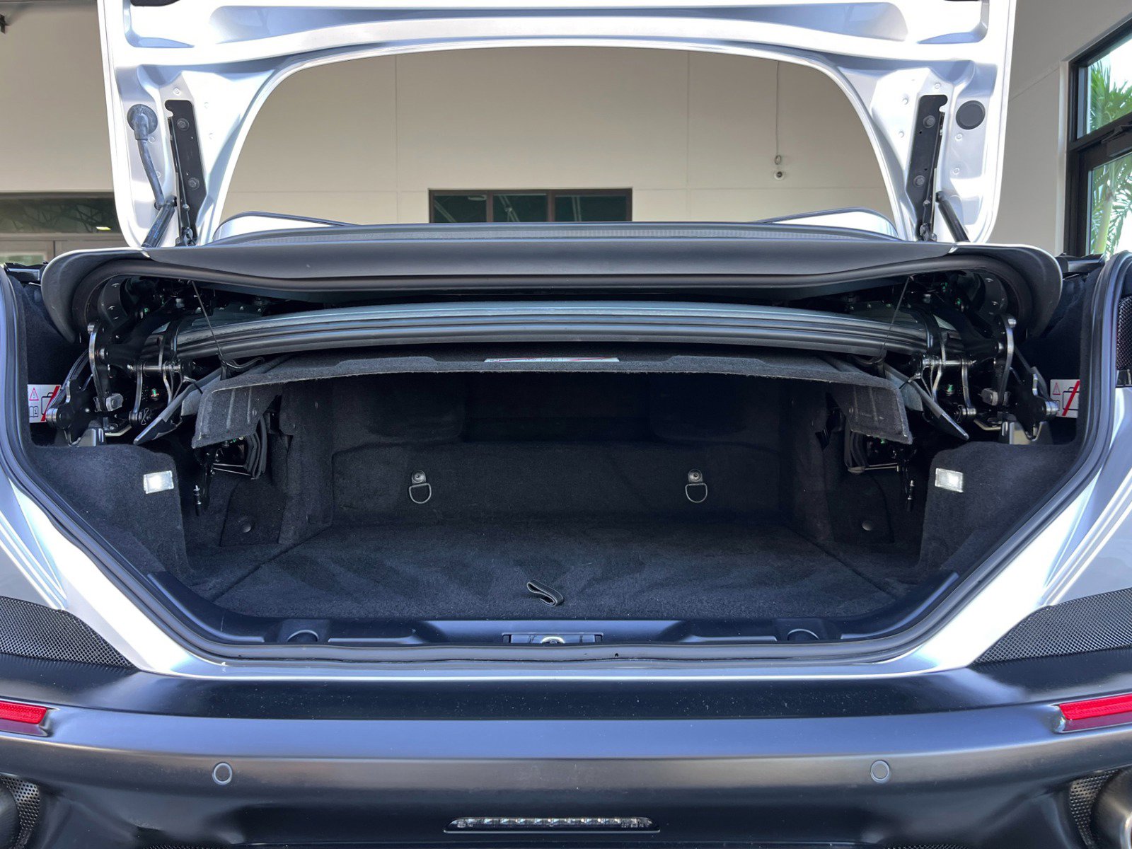 Used 2019 Ferrari Portofino image 42