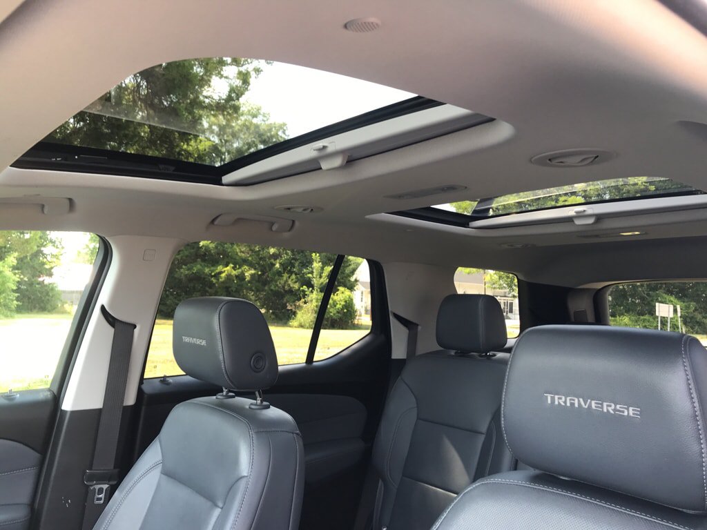 Used 2020 Chevrolet Traverse Premier AWD/4WD image 48
