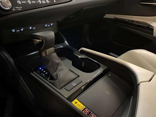 Used 2025 Lexus ES 350 w/ Premium Package FWD image 51