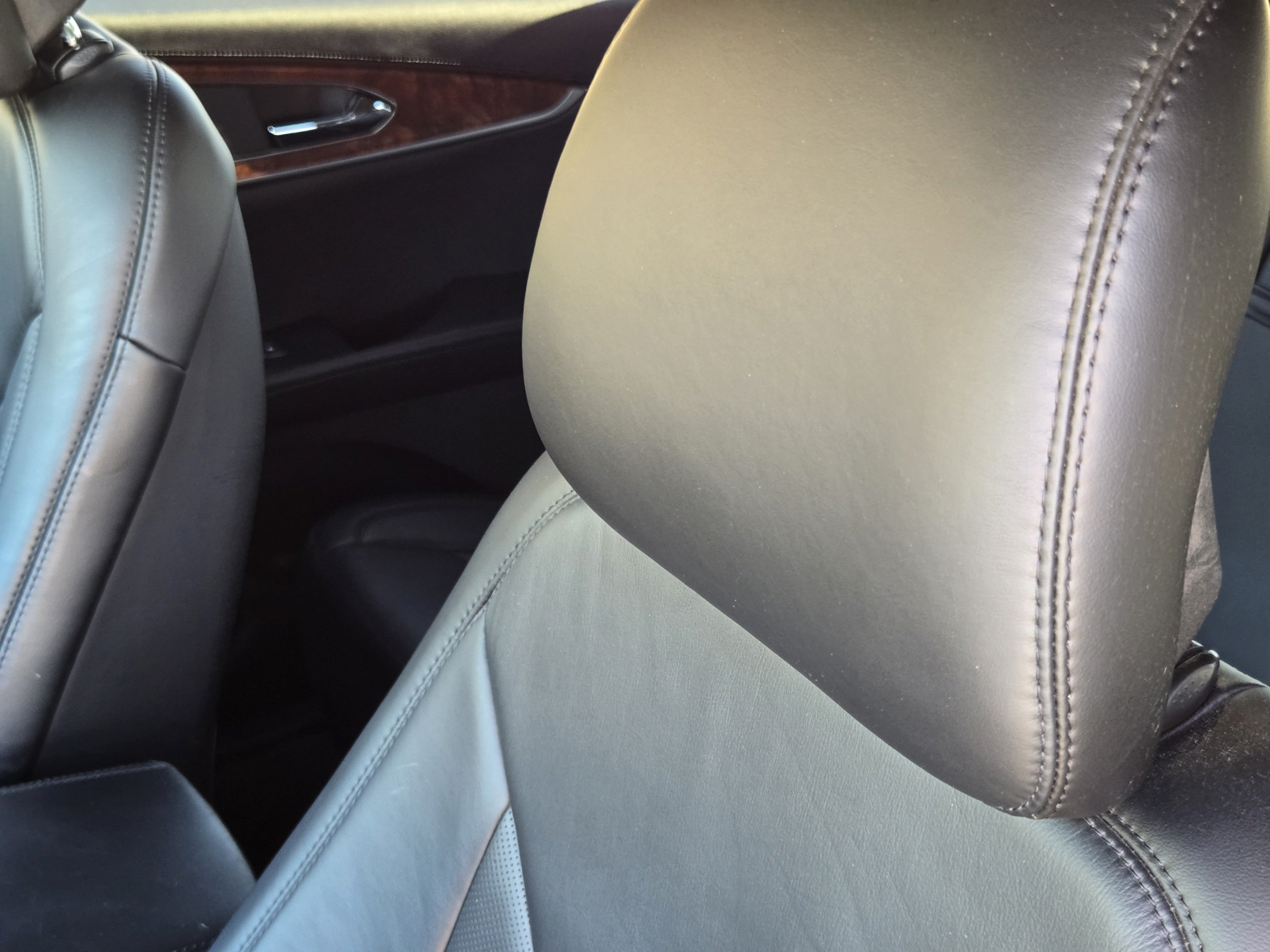 Used 2018 Lincoln MKX Select w/ Select Plus Package FWD image 11