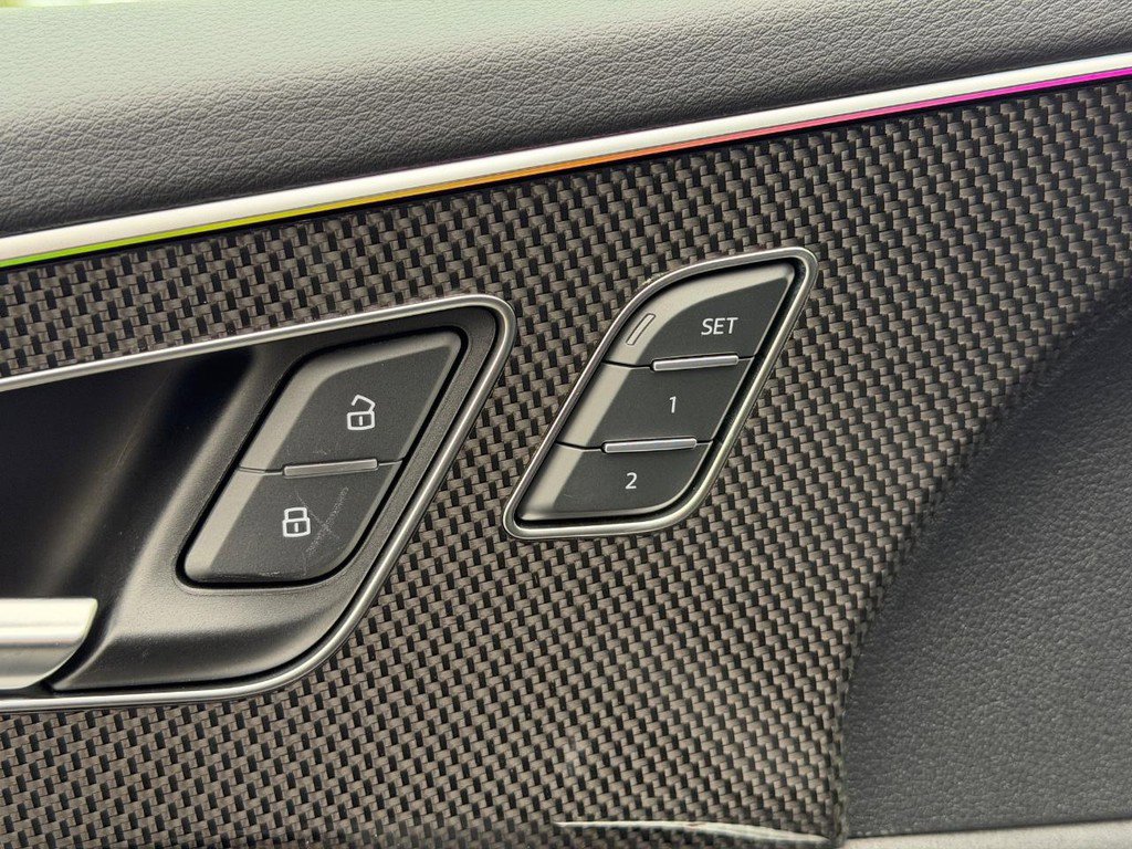 Used 2023 Audi SQ8 Prestige image 17