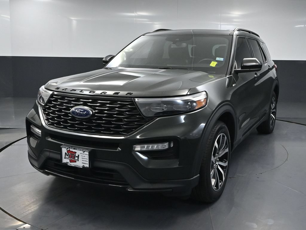 Used 2023 Ford Explorer ST-Line AWD/4WD image 11