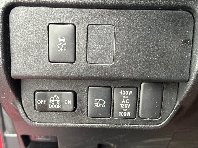 Used 2023 Toyota Tacoma TRD Off-Road AWD/4WD image 19