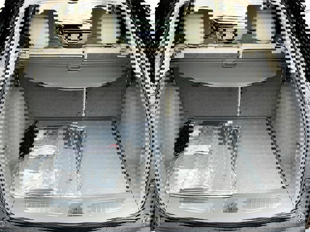 New 2025 Cadillac XT5 Premium Luxury image 28