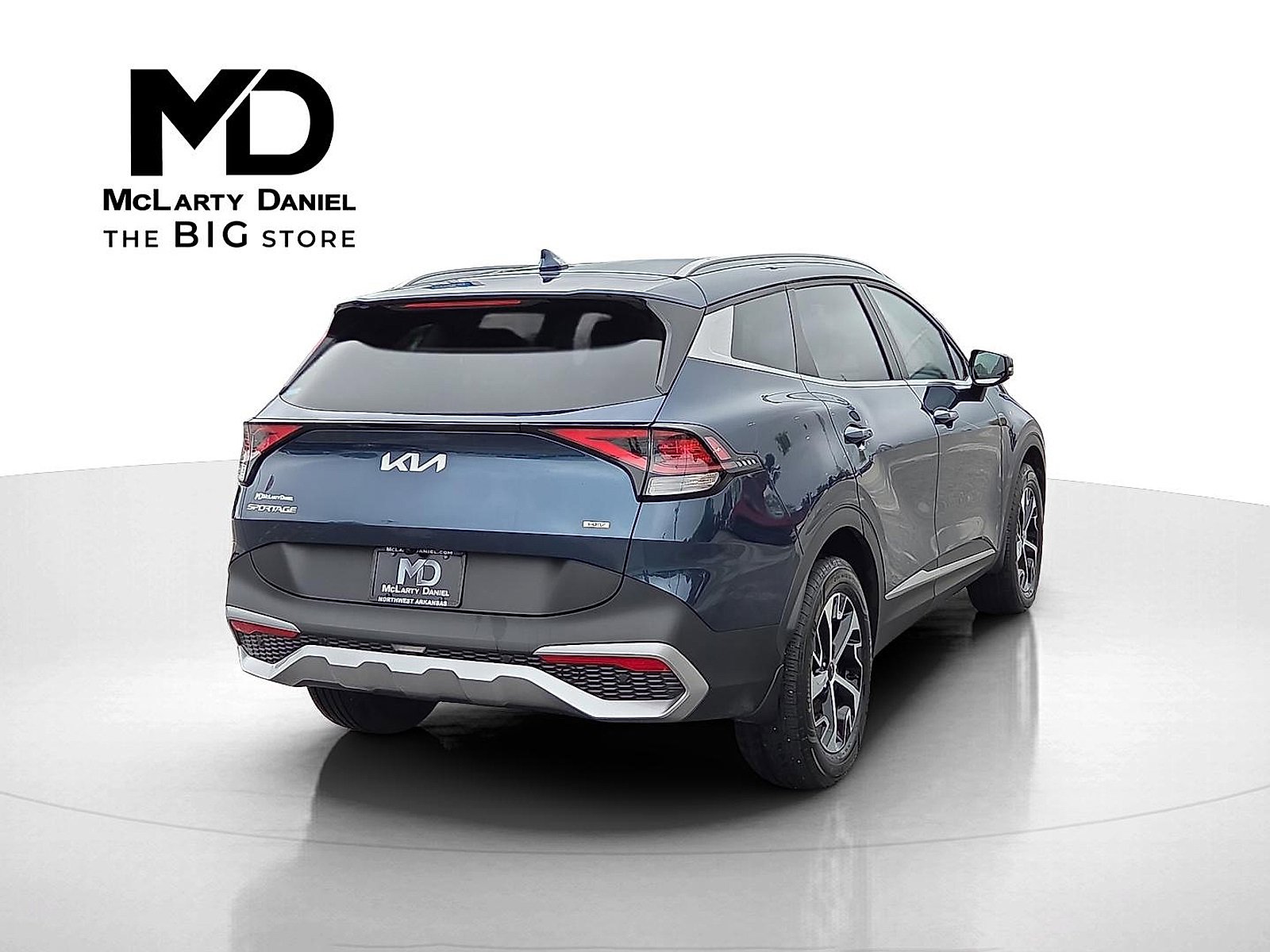 Used 2025 Kia Sportage EX image 5