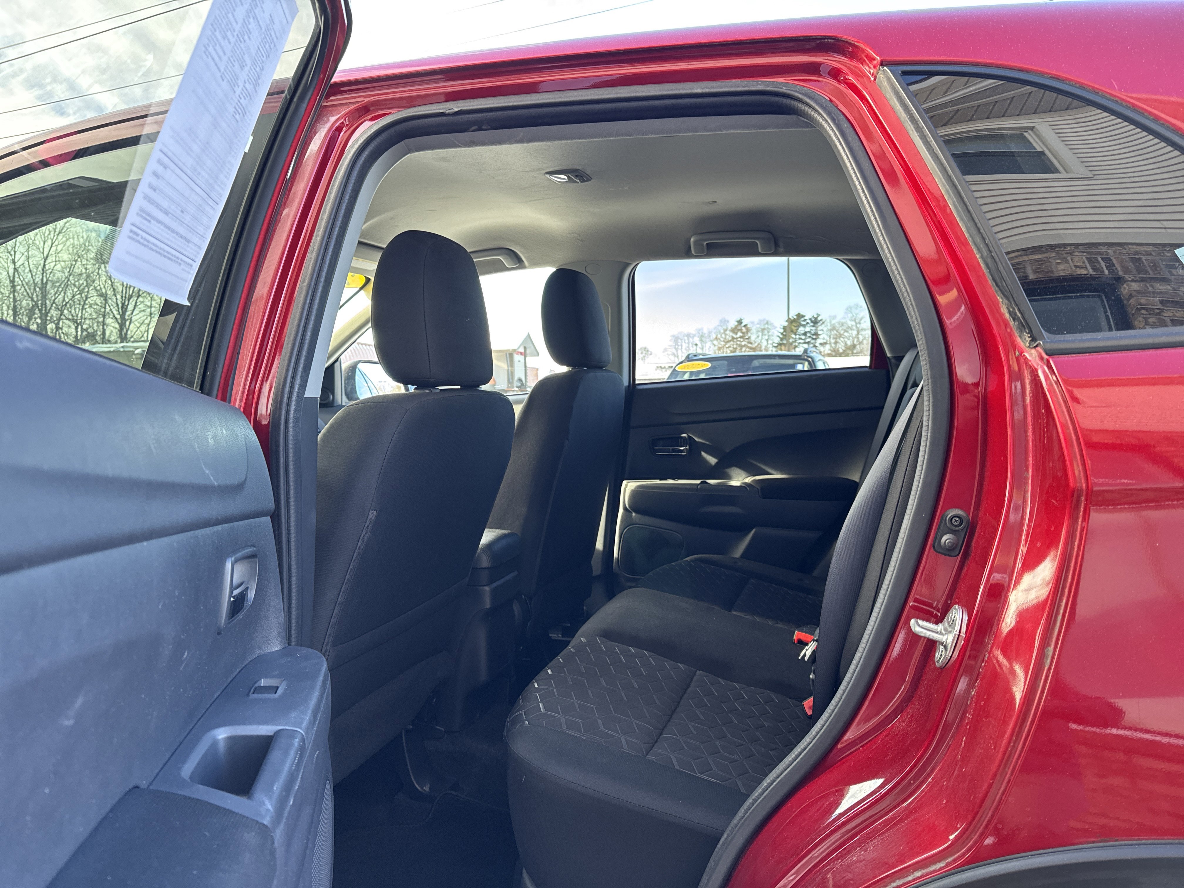 Used 2022 Mitsubishi Outlander Sport ES image 10