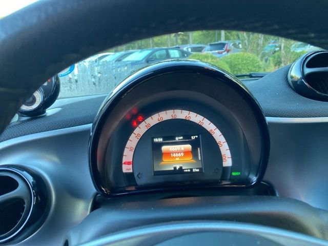 Used 2017 smart fortwo electric drive image 26