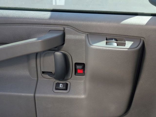 New 2024 GMC Savana 3500 w/ Power Convenience Package RWD image 12
