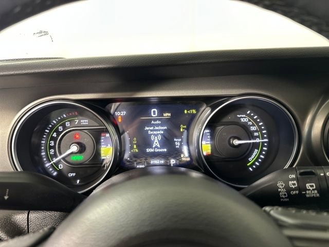 Used 2023 Jeep Wrangler Unlimited w/ Cold Weather Group image 17