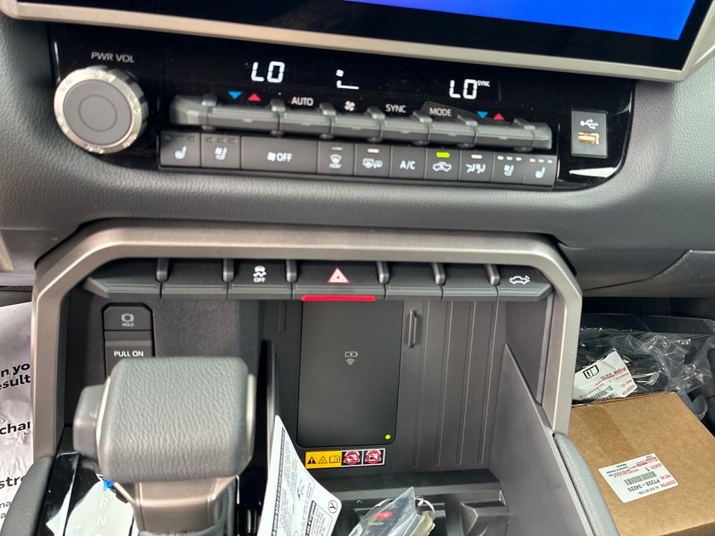 New 2026 Toyota Tundra Limited image 25