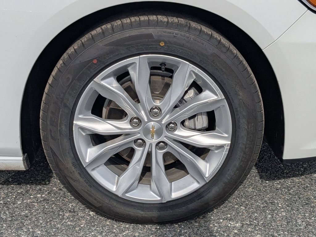 Used 2024 Chevrolet Malibu LT image 11