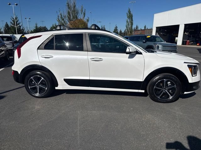 Certified 2024 Kia Niro FWD image 4