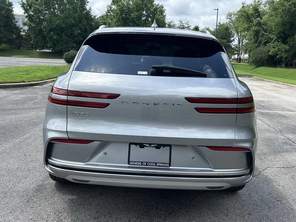 Used 2026 Genesis Electrified GV70 Prestige AWD/4WD image 6