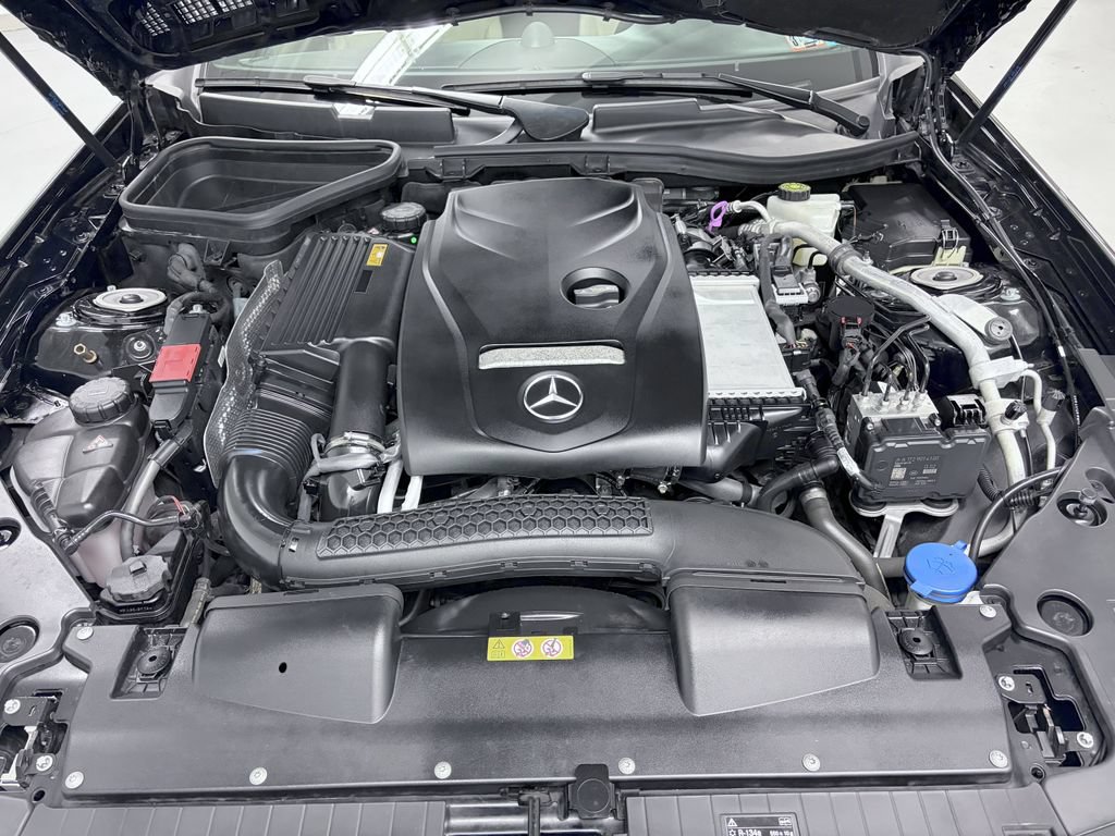 Used 2017 Mercedes-Benz SLC 300 image 12