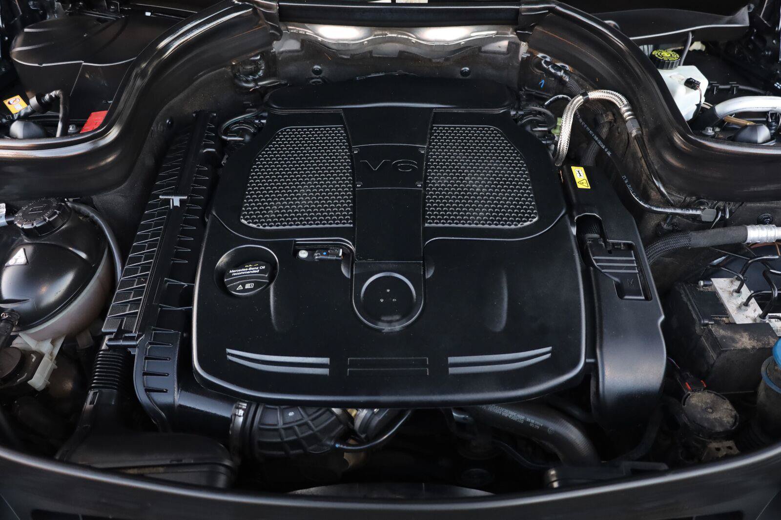 Used 2015 Mercedes-Benz GLK 350 4MATIC image 14