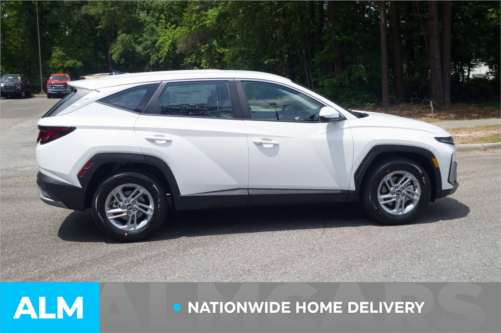 Certified 2025 Hyundai Tucson SE FWD image 5