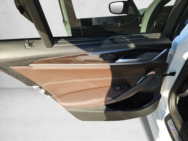 Used 2022 BMW M550i xDrive w/ Executive Package image 12