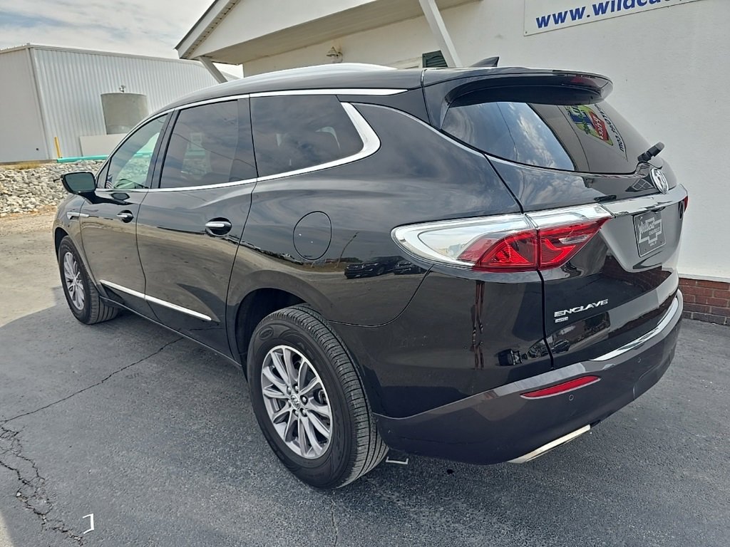 Used 2024 Buick Enclave Premium image 6