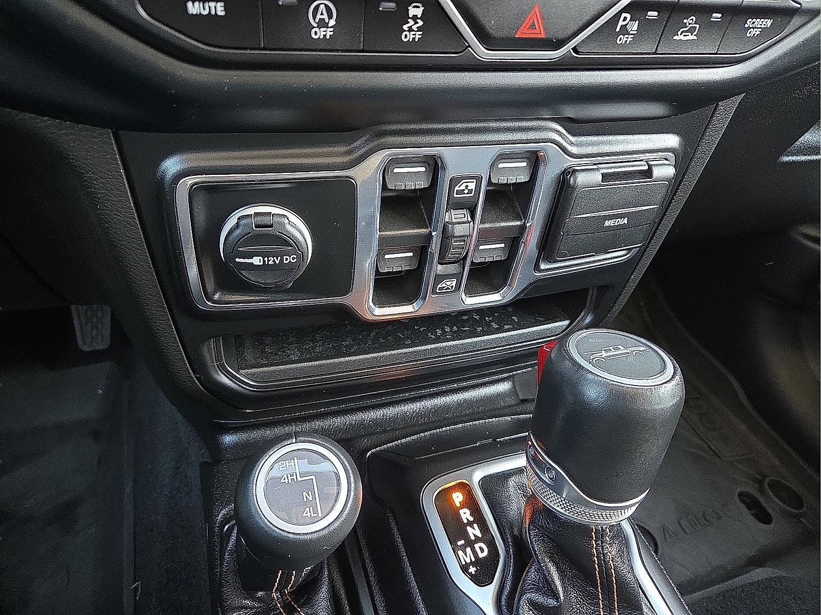 Used 2023 Jeep Gladiator Overland image 17