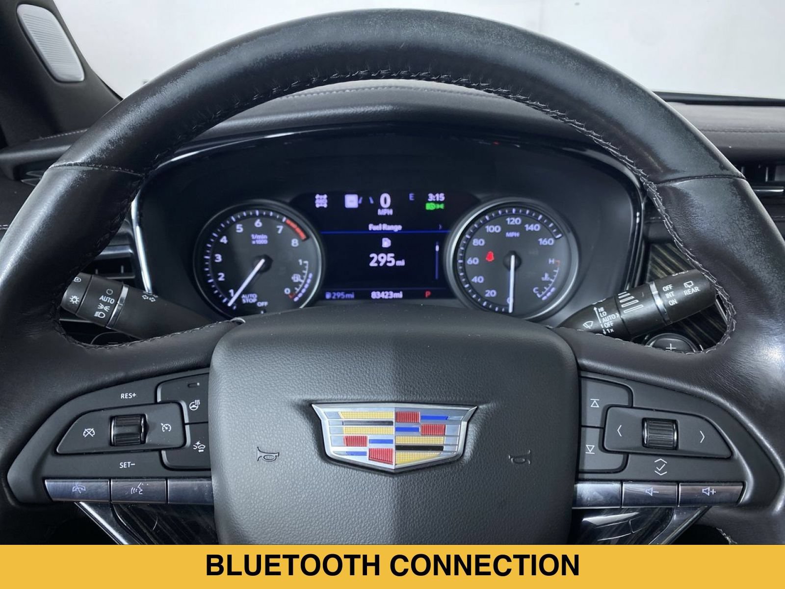 Certified 2022 Cadillac XT6 Premium Luxury w/ Technology Package AWD/4WD image 3