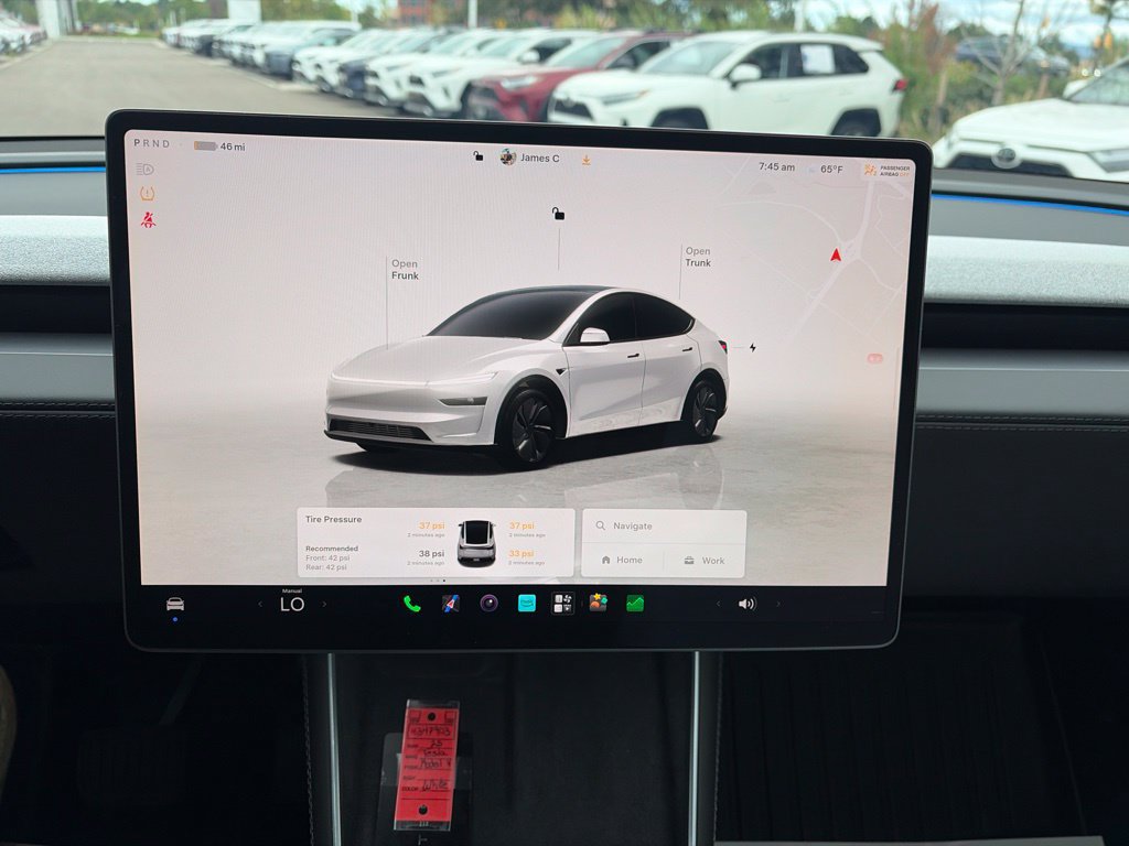 Used 2026 Tesla Model Y AWD image 28