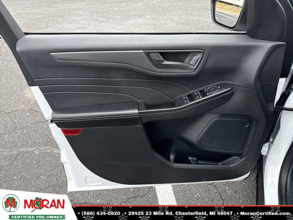 Used 2025 Ford Escape Active image 9