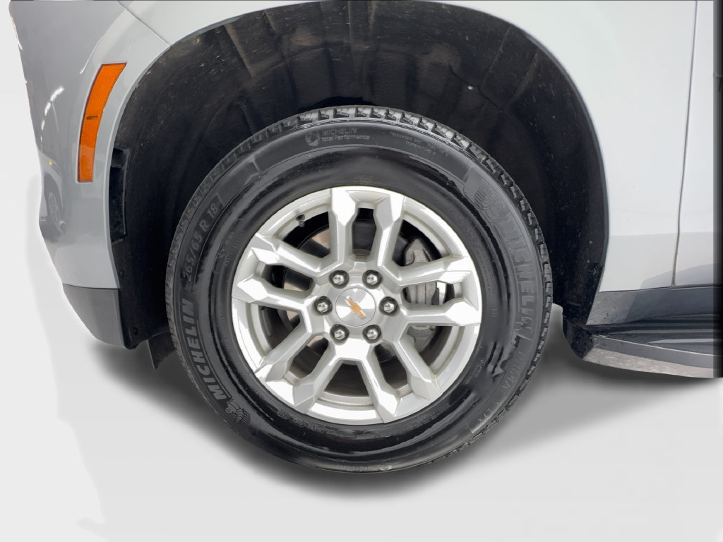 Used 2025 Chevrolet Tahoe LT AWD/4WD image 12
