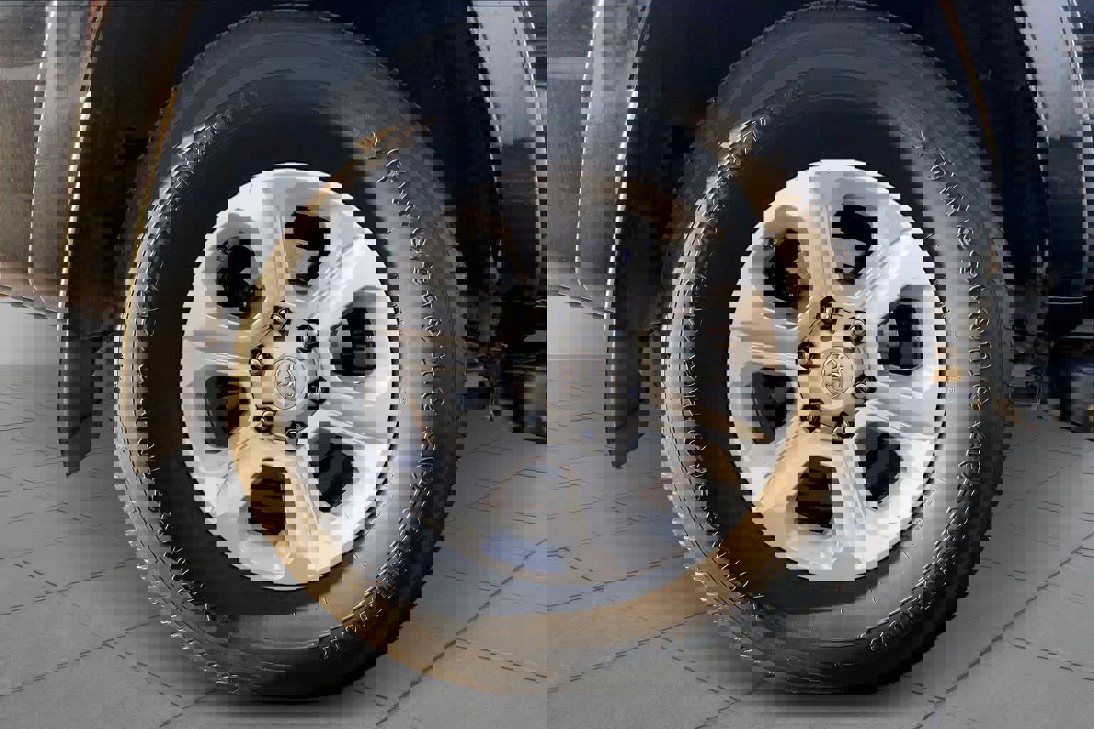 Used 2014 Toyota 4Runner SR5 Premium image 10