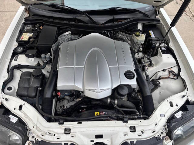 Used 2005 Chrysler Crossfire Limited image 9