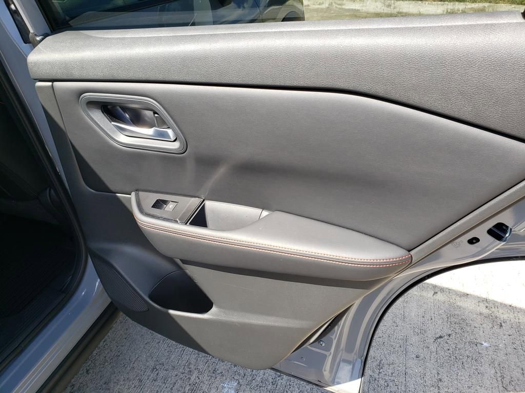Certified 2025 Nissan Rogue SV AWD/4WD image 26